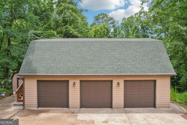 85 Edgewater Drive, Griffin, GA 30223