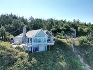 1034 57th Street, Port Townsend, WA 98368