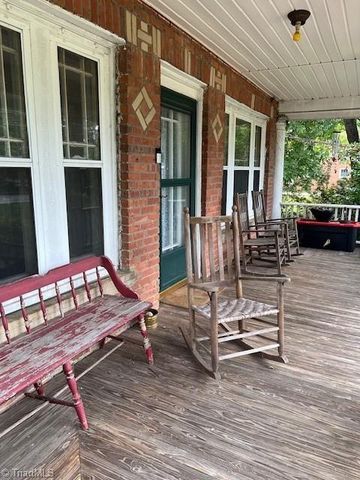 1525 Rankin Road, Greensboro, NC 27405
