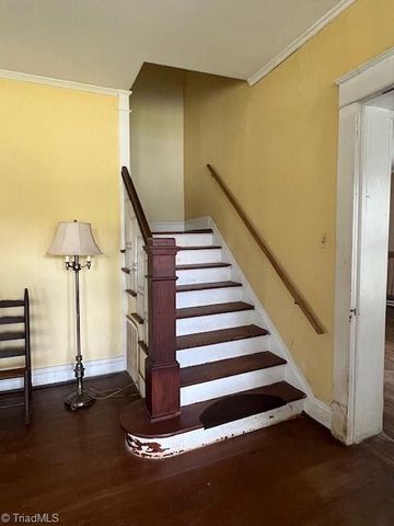 1525 Rankin Road, Greensboro, NC 27405