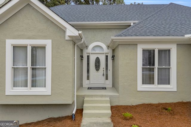 1640 Little Lisa Lane, Snellville, GA 30078