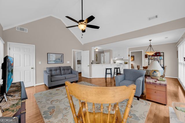 1640 Little Lisa Lane, Snellville, GA 30078