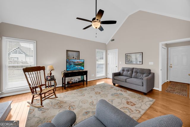 1640 Little Lisa Lane, Snellville, GA 30078