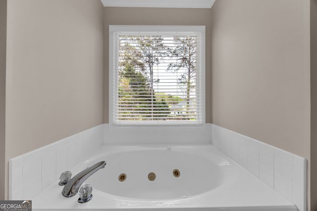 1640 Little Lisa Lane, Snellville, GA 30078