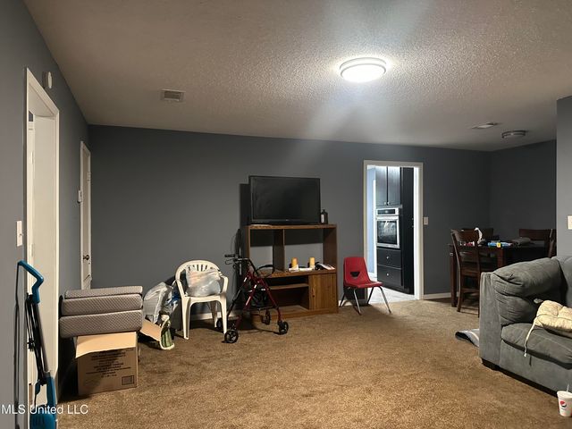 1156 Garden Park Drive, Jackson, MS 39204