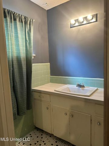 1156 Garden Park Drive, Jackson, MS 39204