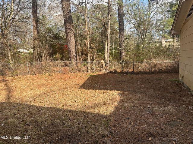 1156 Garden Park Drive, Jackson, MS 39204