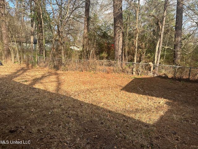 1156 Garden Park Drive, Jackson, MS 39204