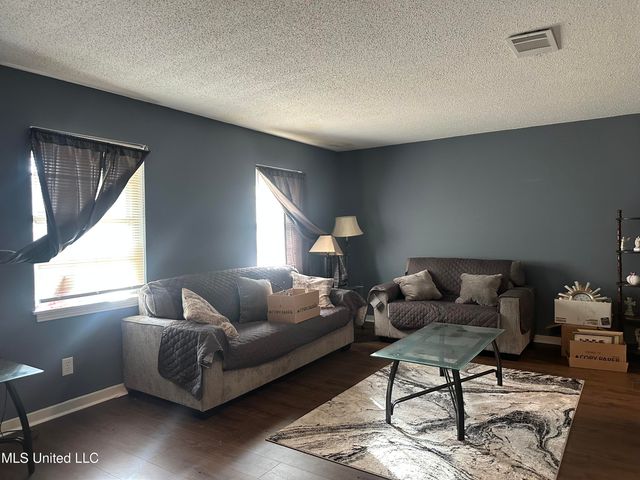 1156 Garden Park Drive, Jackson, MS 39204