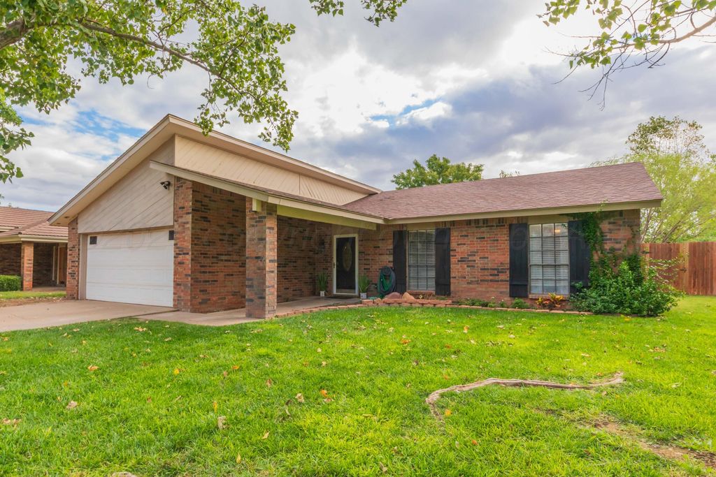 6403 HAMSTEAD Drive, Amarillo, TX 79109