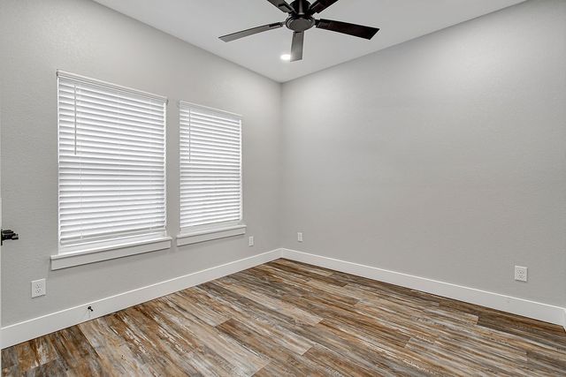 91 Live Oak Street, Alvarado, TX 76009