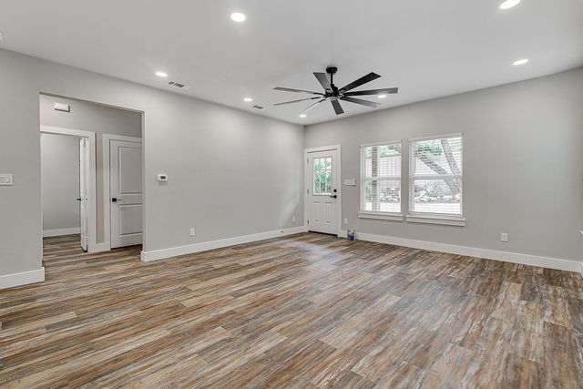 91 Live Oak Street, Alvarado, TX 76009