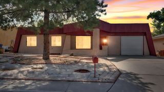 6008 KINGSTON Avenue NE, Albuquerque, NM 87109