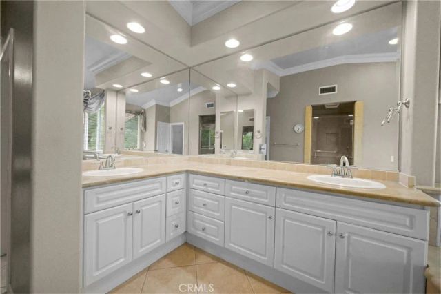 1923 Century Avenue, Riverside, CA 92506