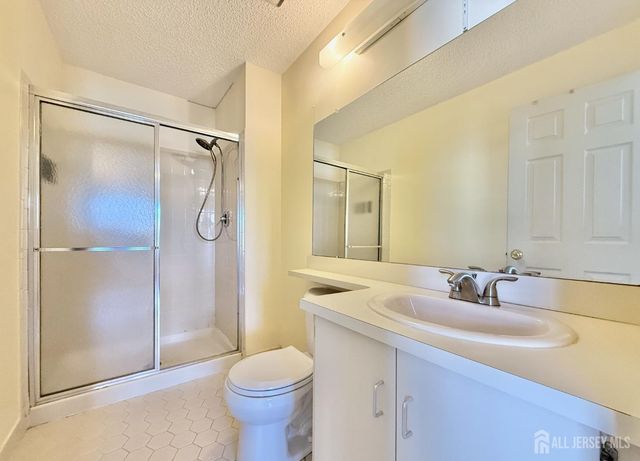 479 Danbury Lane, East Brunswick, NJ 08816