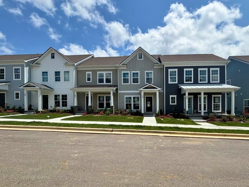 872 Westcott Ln, Antioch, TN 37013