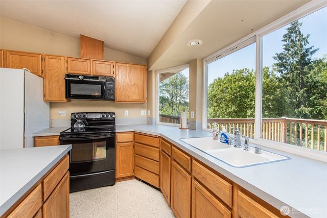 99 Nebel Drive, Sequim, WA 98382