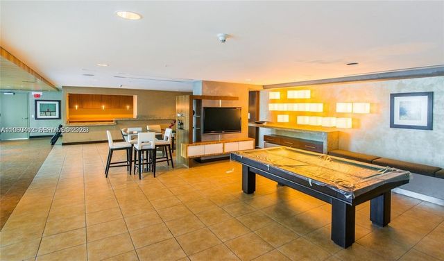 60 SW 13th St 3606, Miami, FL 33130