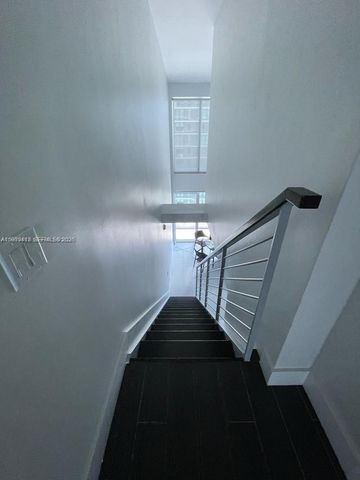 60 SW 13th St 3606, Miami, FL 33130