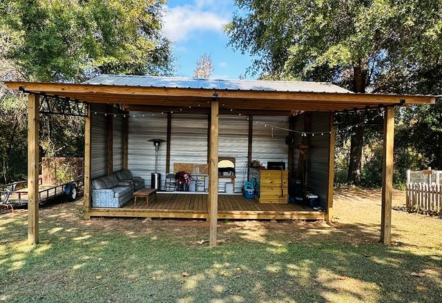 2589 County Road 6, Headland, AL 36345