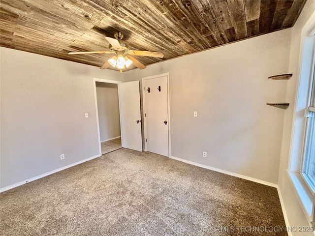 413804 E 1212 Road, Eufaula, OK 74432