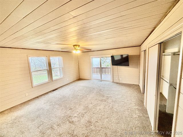 413804 E 1212 Road, Eufaula, OK 74432