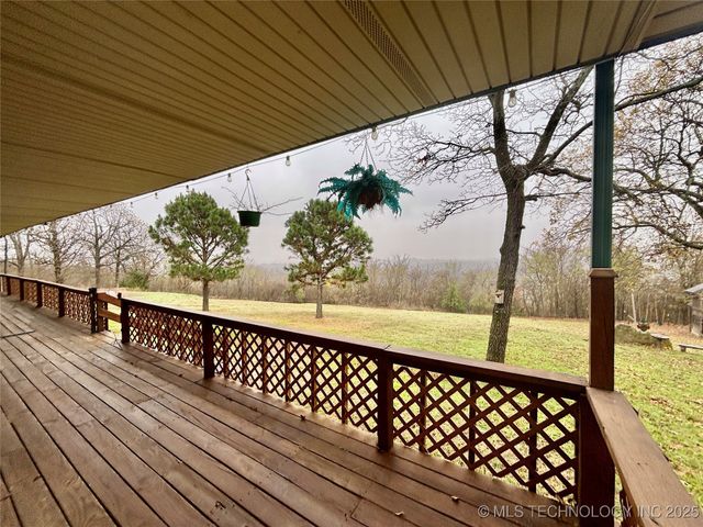 413804 E 1212 Road, Eufaula, OK 74432