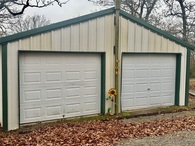 413804 E 1212 Road, Eufaula, OK 74432