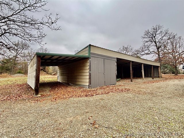 413804 E 1212 Road, Eufaula, OK 74432