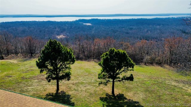 413804 E 1212 Road, Eufaula, OK 74432