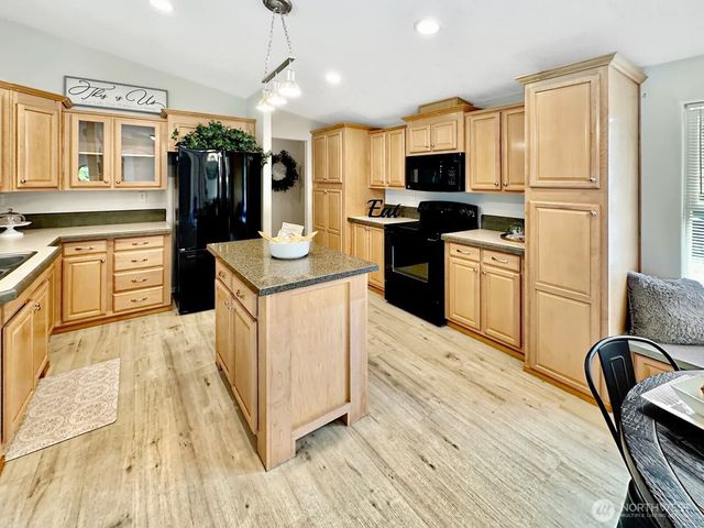 2714 113th Way SW, Olympia, WA 98512