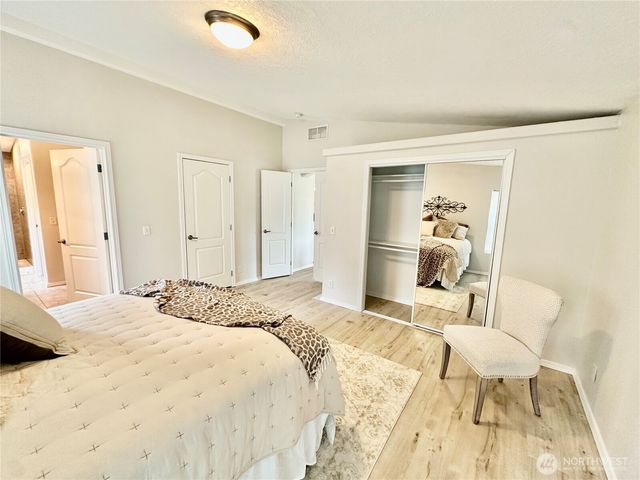 2714 113th Way SW, Olympia, WA 98512