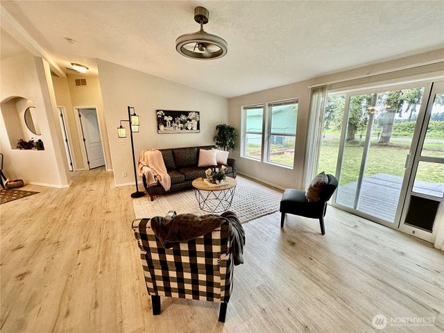 2714 113th Way SW, Olympia, WA 98512