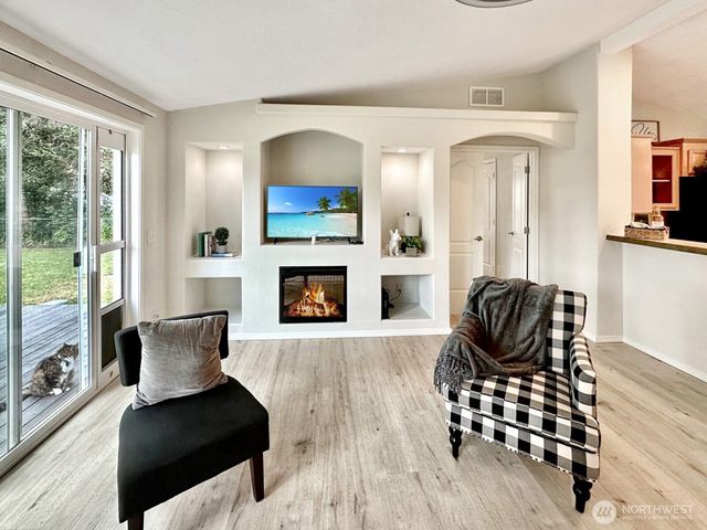 2714 113th Way SW, Olympia, WA 98512