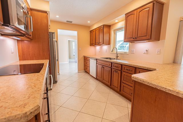 1934 SE Tickridge Road, Port St. Lucie, Port St Lucie, FL 34952