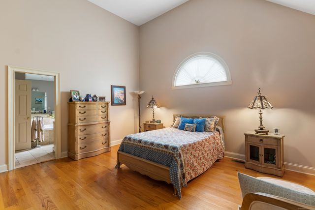 25 Bunker Hill Circle 25, Shelton, CT 06484