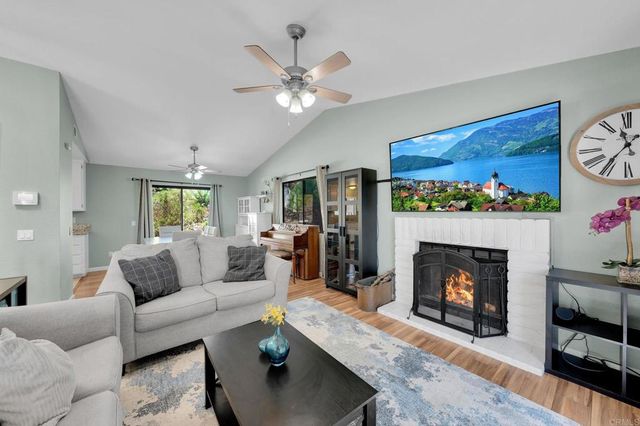 1850 Buckskin Glen, Escondido, CA 92027