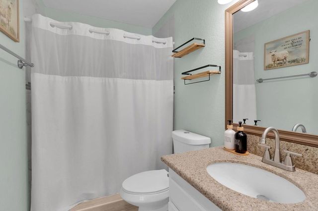 1850 Buckskin Glen, Escondido, CA 92027