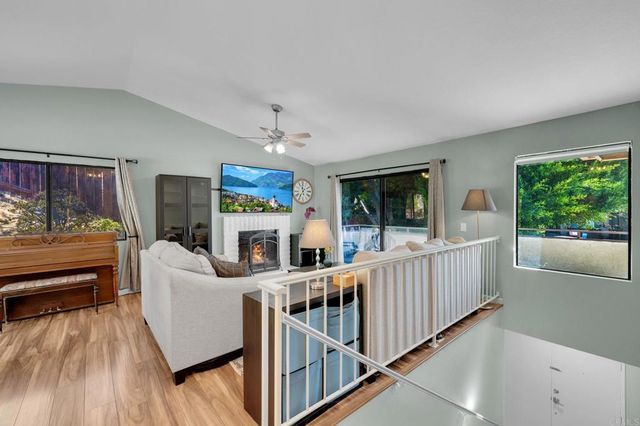 1850 Buckskin Glen, Escondido, CA 92027