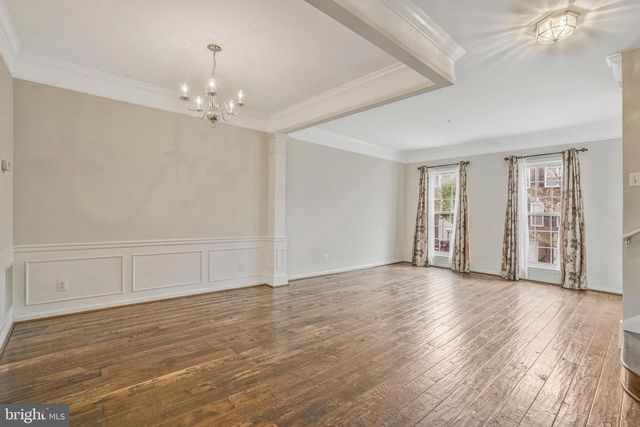 6340 WALKING LN, Alexandria, VA 22312