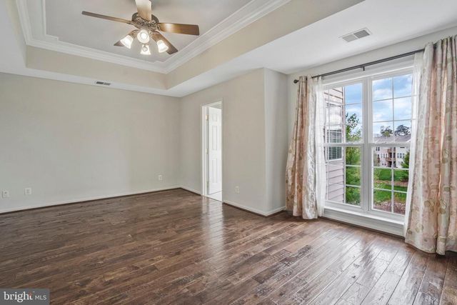 6340 WALKING LN, Alexandria, VA 22312