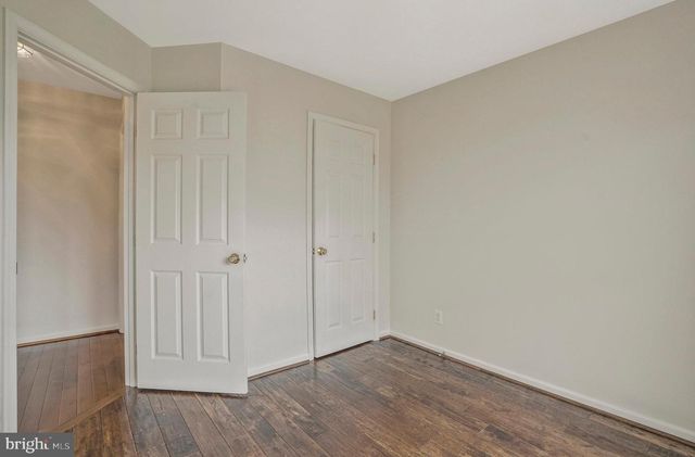 6340 WALKING LN, Alexandria, VA 22312