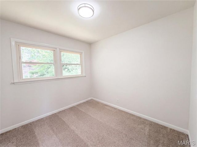 1116 Cunningham Avenue, St Charles, MO 63301