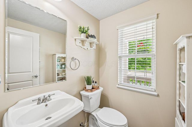 7355 Upper Cambridge Way, Westerville, OH 43082