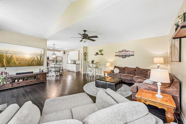 7355 Upper Cambridge Way, Westerville, OH 43082