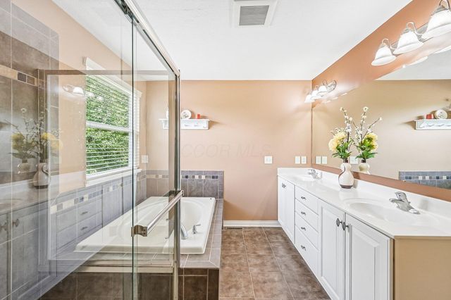 7355 Upper Cambridge Way, Westerville, OH 43082