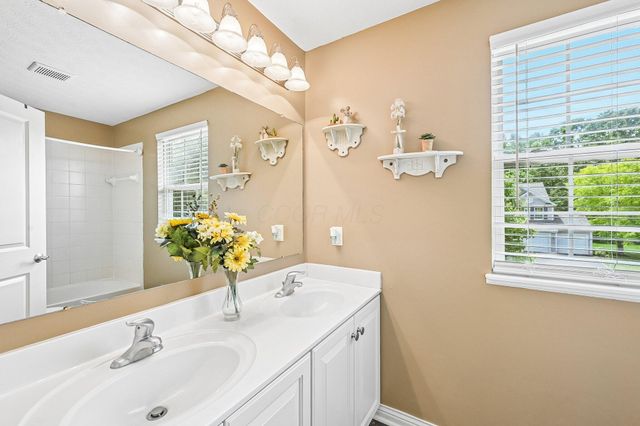 7355 Upper Cambridge Way, Westerville, OH 43082