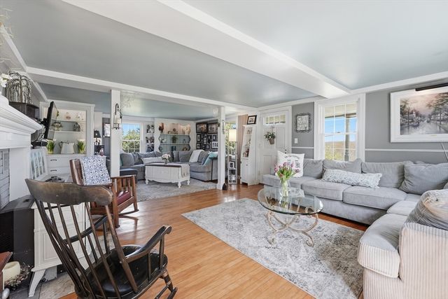 16 Brigham Rd, Paxton, MA 01612