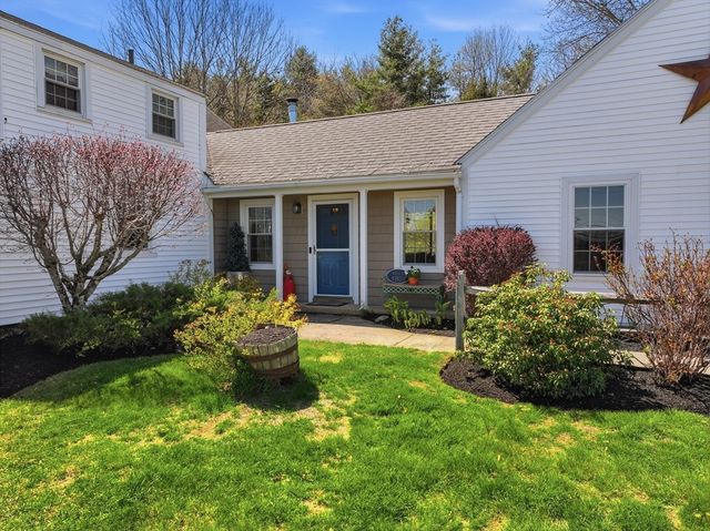 16 Brigham Rd, Paxton, MA 01612