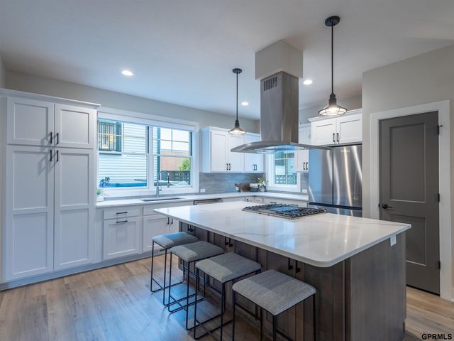 567 Blue Sage Boulevard, Lincoln, NE 68521
